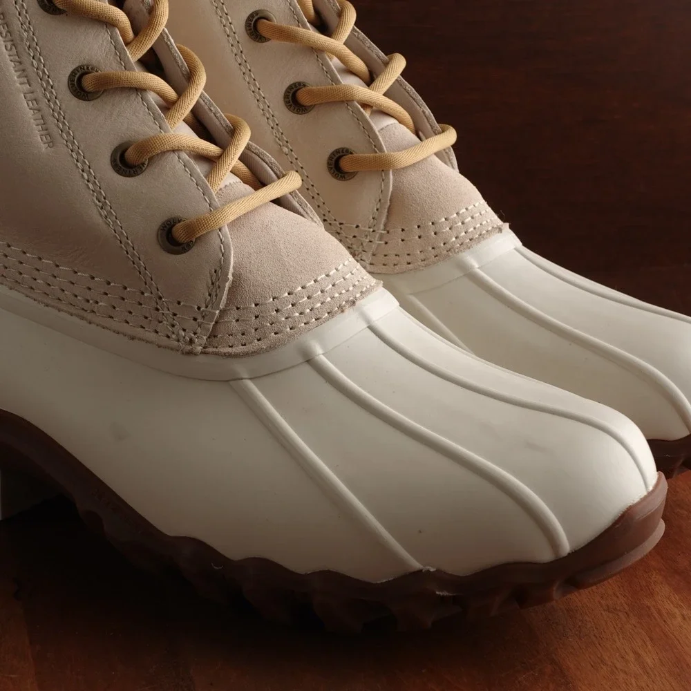 Wolverine Boots WMS SZ 9M Ivory Torrent Duck Water Resistant Leather Rain Chore